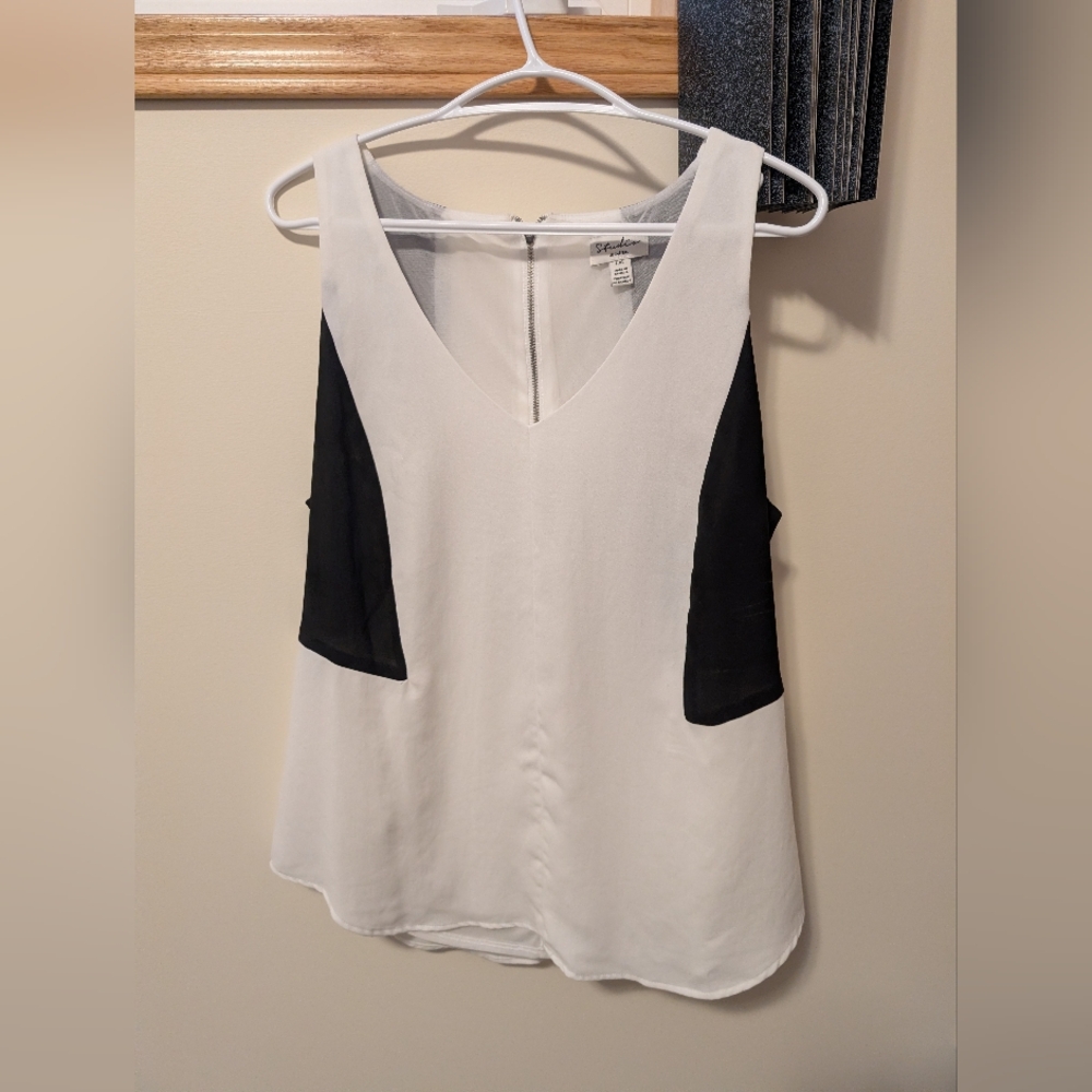 Le Chateau White and Black V-Neck Tank Top